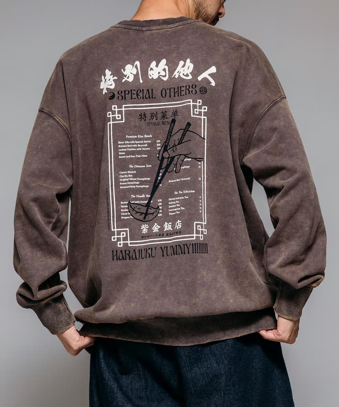 SPE × 紫金飯店 × FREAK'S 蓄光後背印花 圓領衛衣