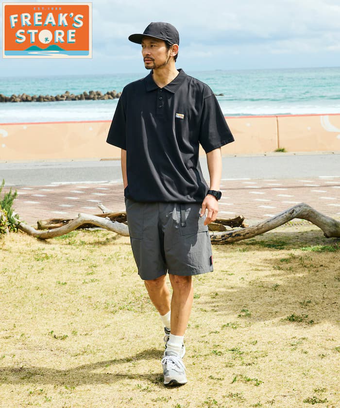 チャコールグレー