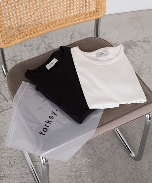 104771506b_b_140_500.jpg