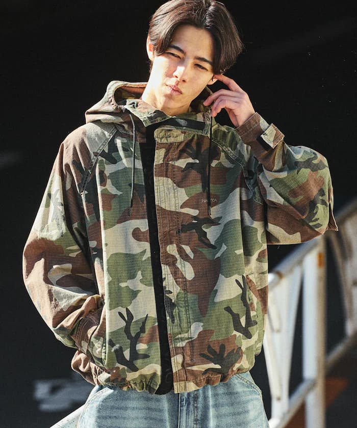 寬版防撕裂布迷彩圖案束繩軍裝風短版夾克