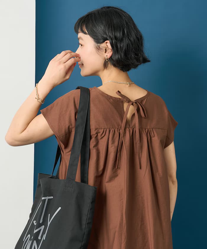 接觸冷感/UVカット 亨利領喇叭連身裙