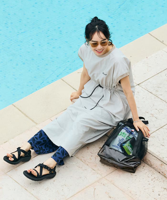 別注 尼龍塔夫綢腰部束繩法式短袖連身裙