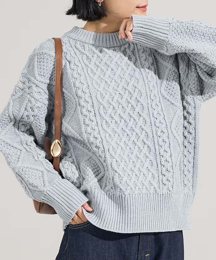 混搭麻花圓領針織衫