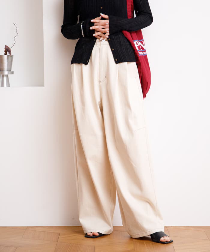 FIT MAGIC 馬皮帶打褶曲線褲/打褶曲線丹寧褲