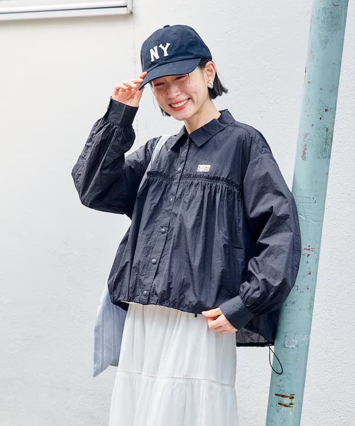 Super Light Nylon 短版皺褶襯衫＜套裝對應＞