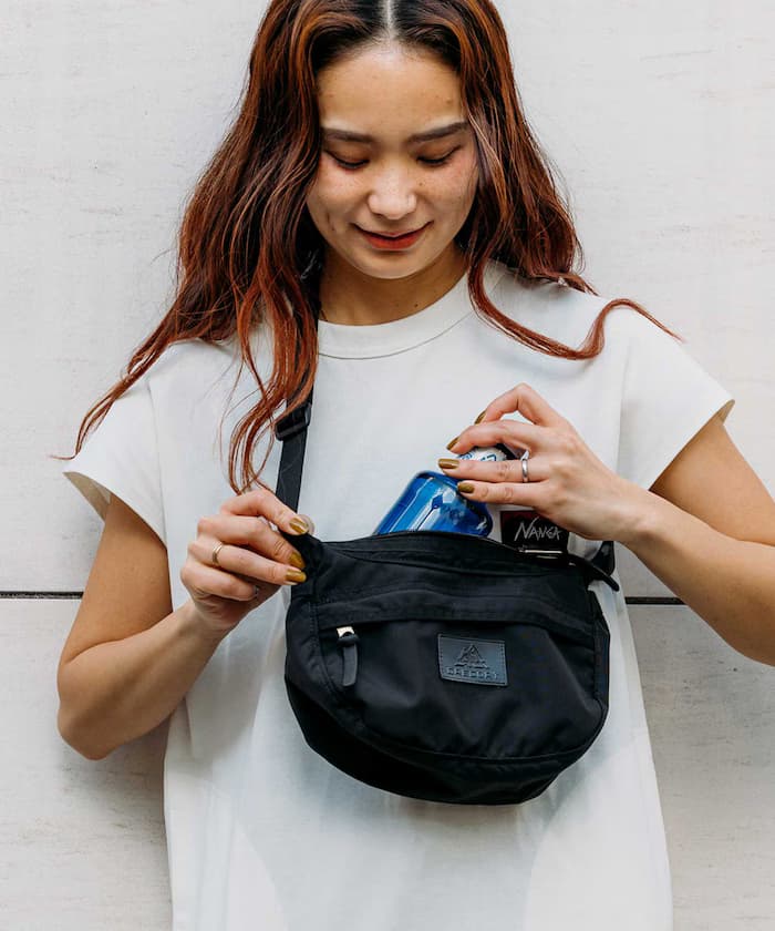 ＜新色追加＞別注 TEENY SATCHEL LEATHER PATCH