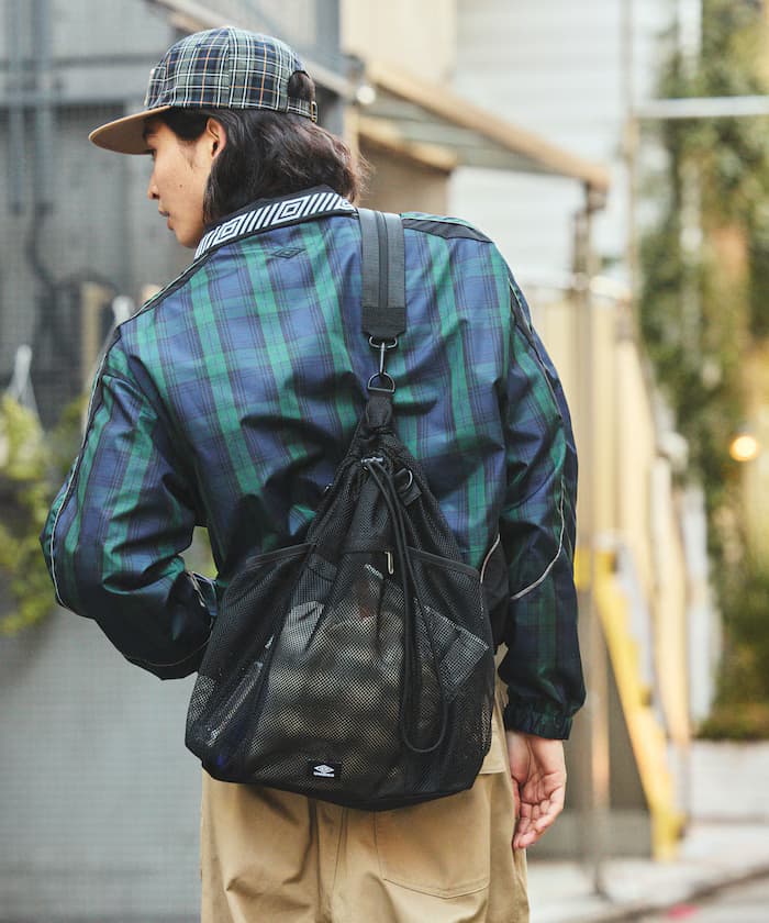 UMBRO別注多功能尼龍繩網眼包包