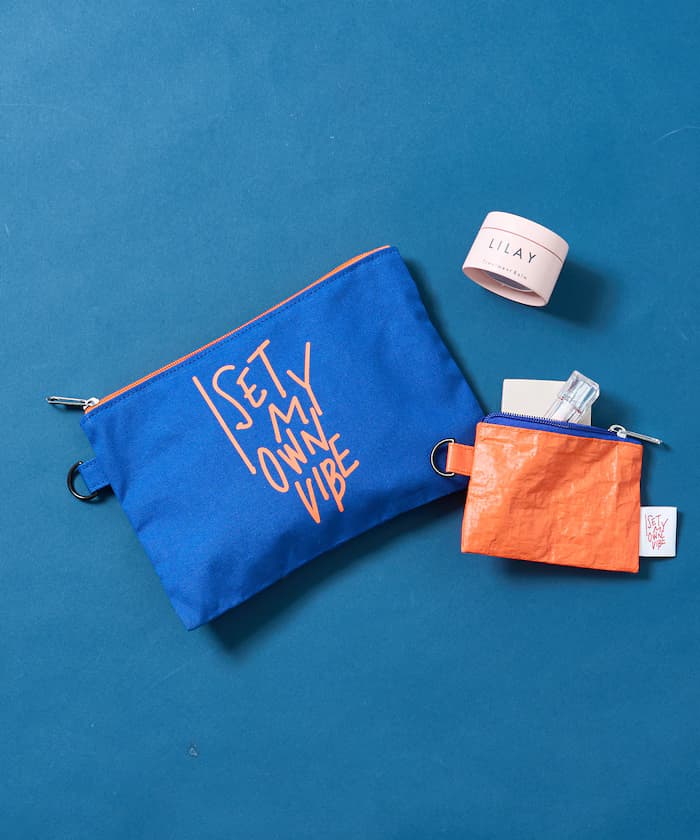 訊息標誌化妝包組合