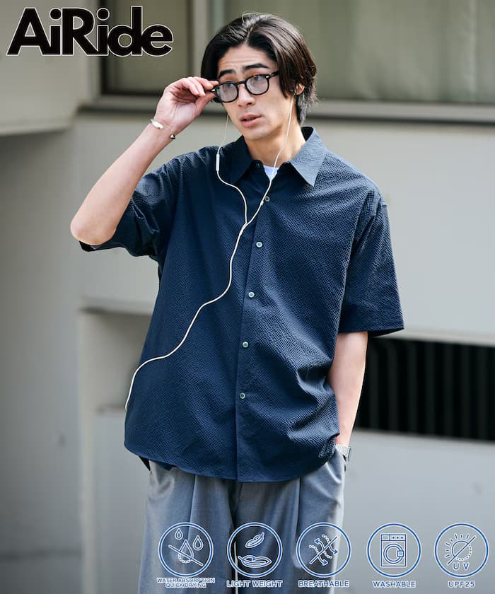 ネイビー