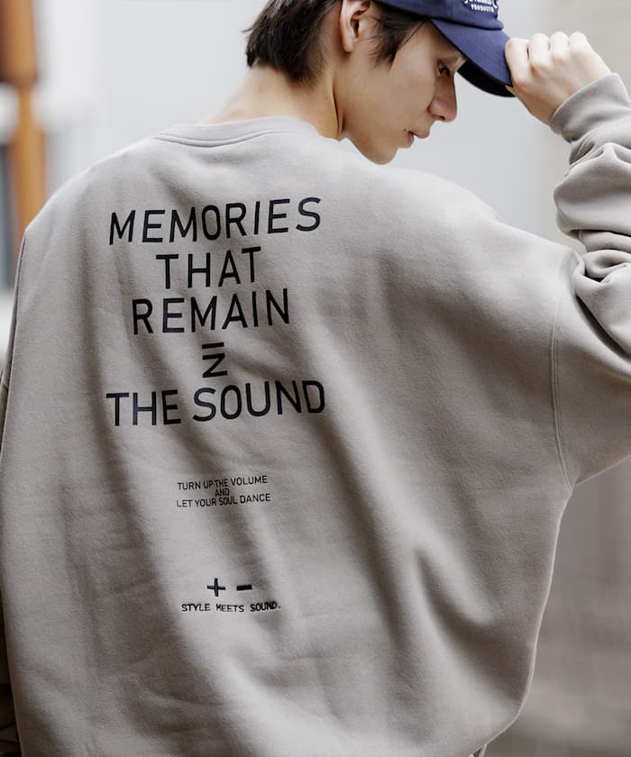 寬版刺繡胸口 後背印花 束繩下擺 圓領衛衣 【限定展開】