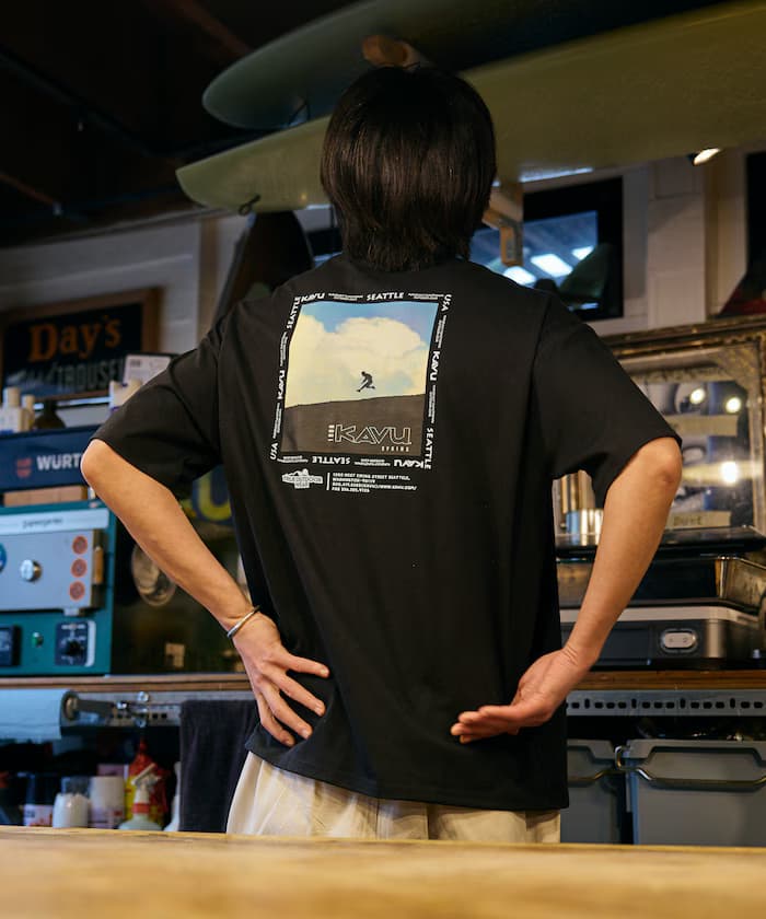 KAVU×FREAK'S STORE 別注寬版後背印花T恤 / HIKER 【限定展開】