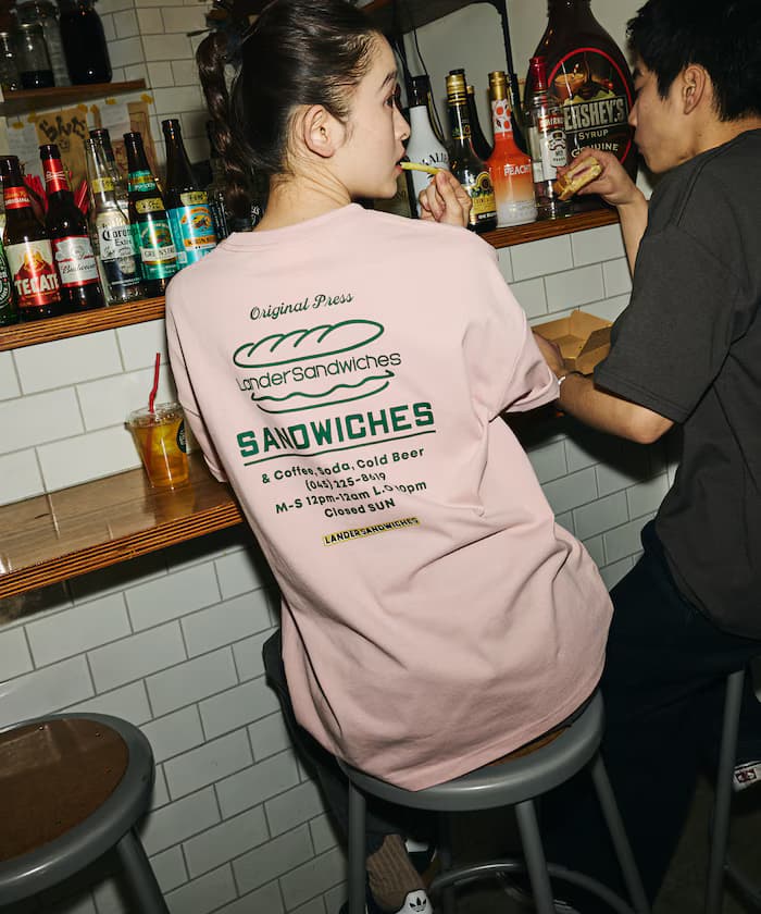 LANDER SANDWICHES×FREAK'S STORE 寬版背部印花圓領T恤 【限定展開】
