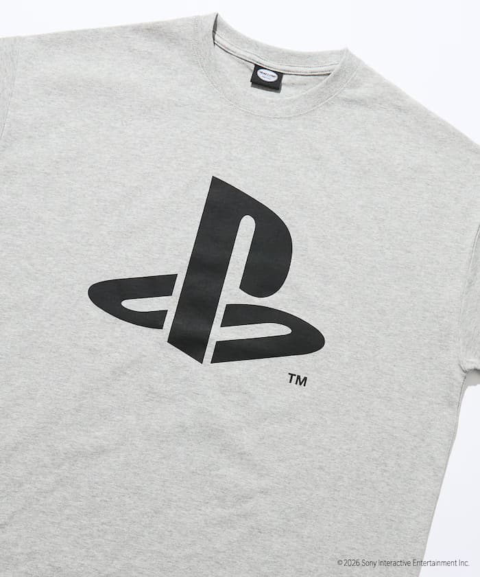 寬版 PlayStation LOGO 背部印花圓領T恤 【限定展開】