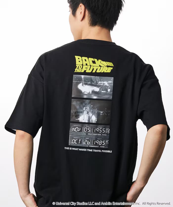 【BACK TO THE FUTURE】別注 寬版 バック印花 クルーネック T恤 【限定展開】