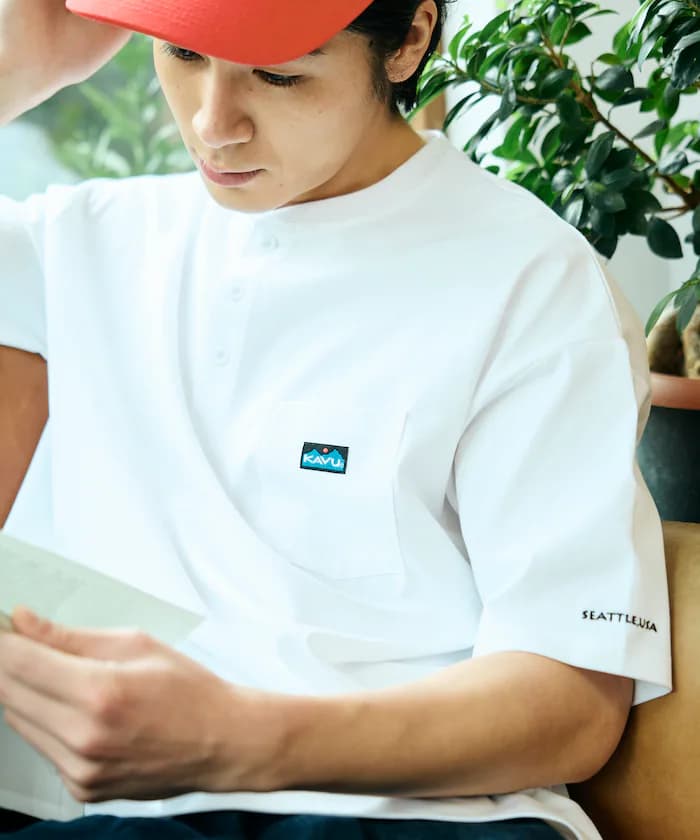 KAVU×FREAK'S STORE別注 STORATECH 刺繡小標誌亨利領T恤 【限定展開】