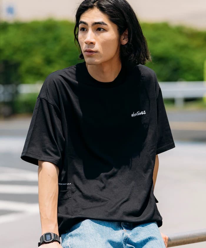 WILD THINGS×FREAK'S STORE 聯名限定 寬版 側口袋 圓領短袖T恤【限定款】