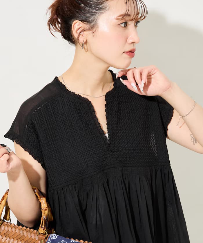 鑽石刺繡荷葉邊無袖罩衫【限定展開】