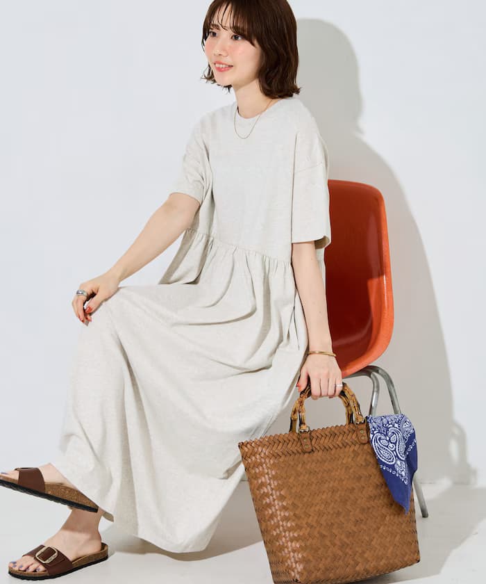 腰部皺褶拼接半袖連身裙【限定展開】