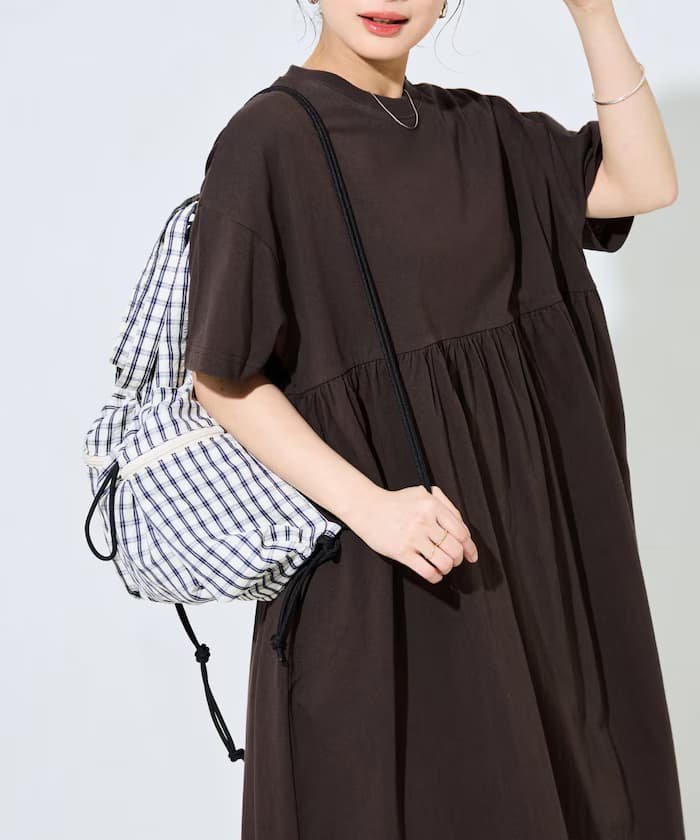 腰部皺褶拼接半袖連身裙【限定展開】