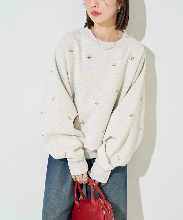 小花刺繍裏起毛衛衣套頭衫【限定展開】