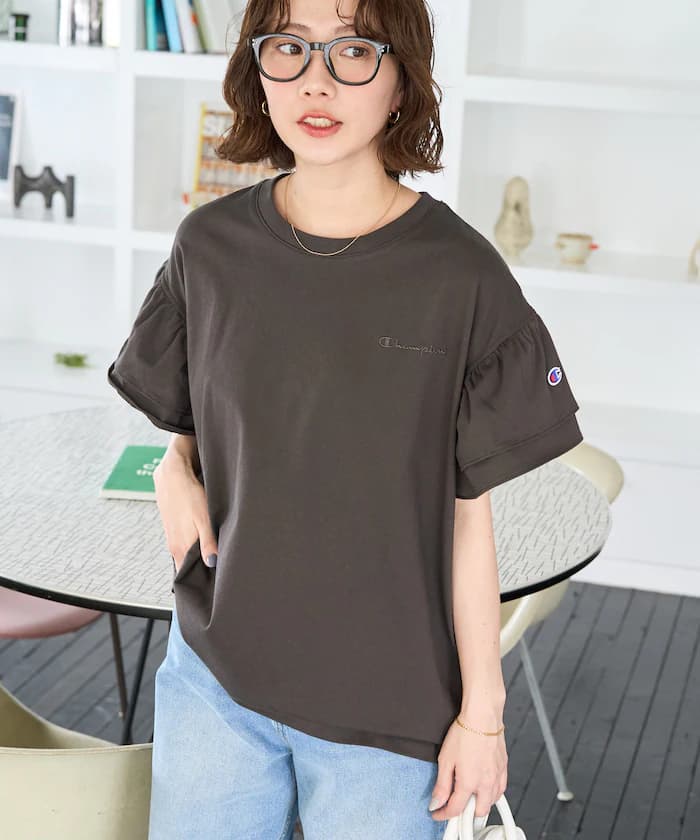 Champion × FREAK'S STORE 別注荷葉邊袖上衣【限定展開】