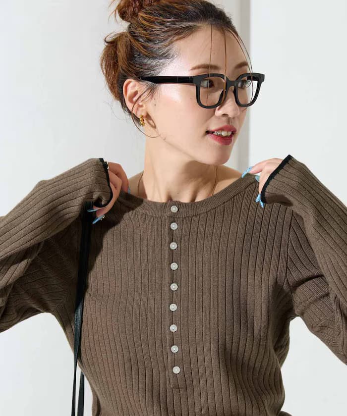 吸濕發熱肋條針織衫鈕扣亨利領套頭衫【限定展開】