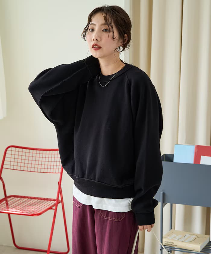 衛衣風拉格蘭短版針織套頭衫【限定展開】