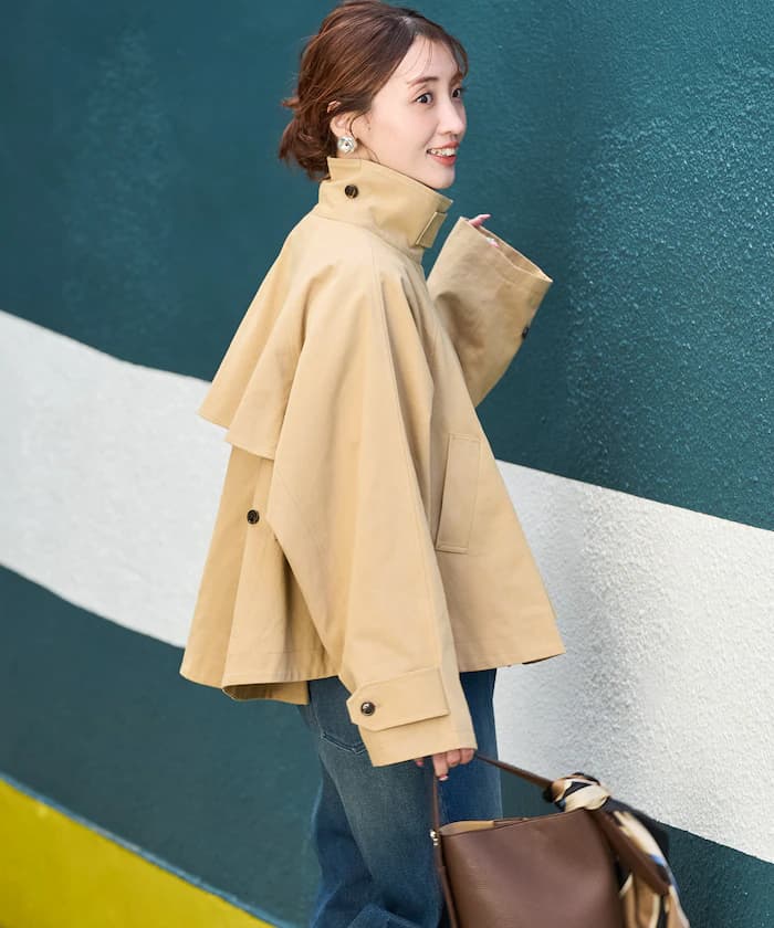 短版喇叭風衣【限定展開】