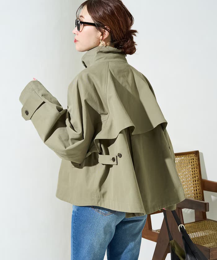 短版喇叭風衣【限定展開】