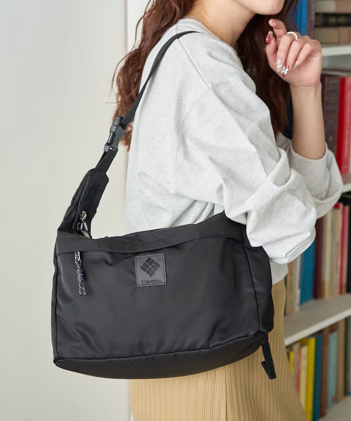 Great Smoky Garden Crescent Shoulder【限定展開】