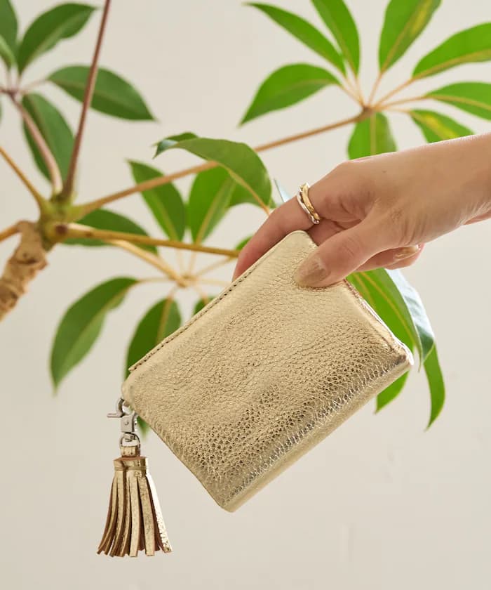 牛皮革流蘇掛飾迷你錢包【限定展開】