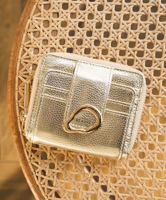 金屬飾扣二折短夾【限定展開】