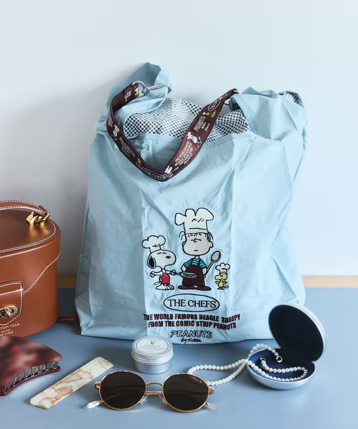 ストラップ付き側背包