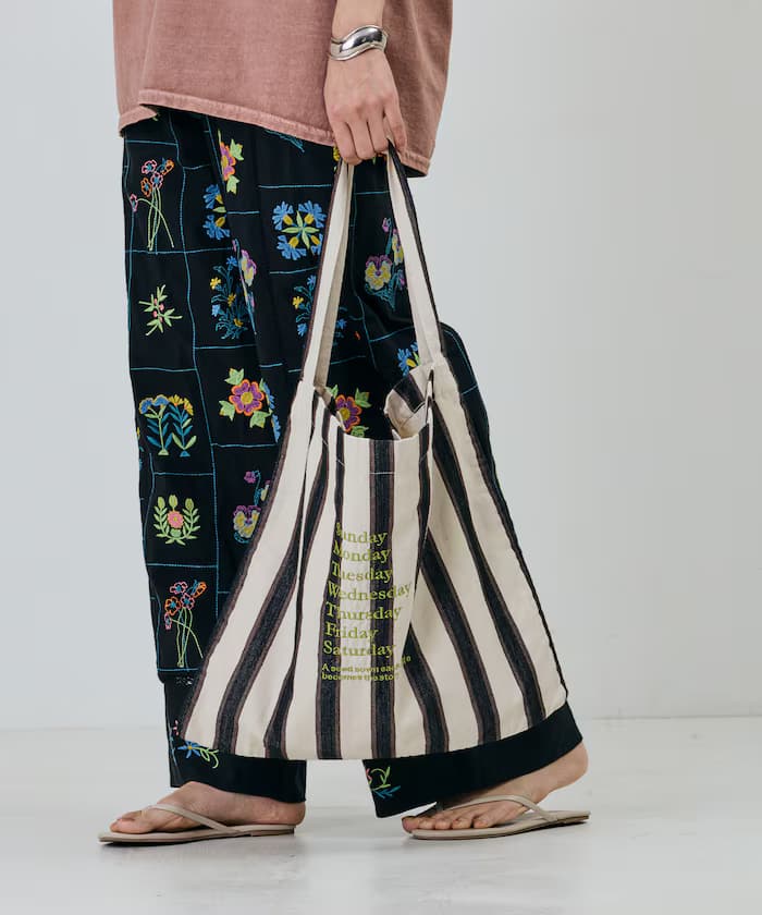 條紋布料單側背包