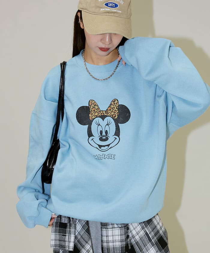 別注 MINNIE MOUSE GRAPHIC SWEAT