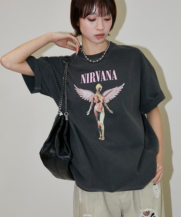 NIRVANA IN UTERO 樂隊T恤 限定展開