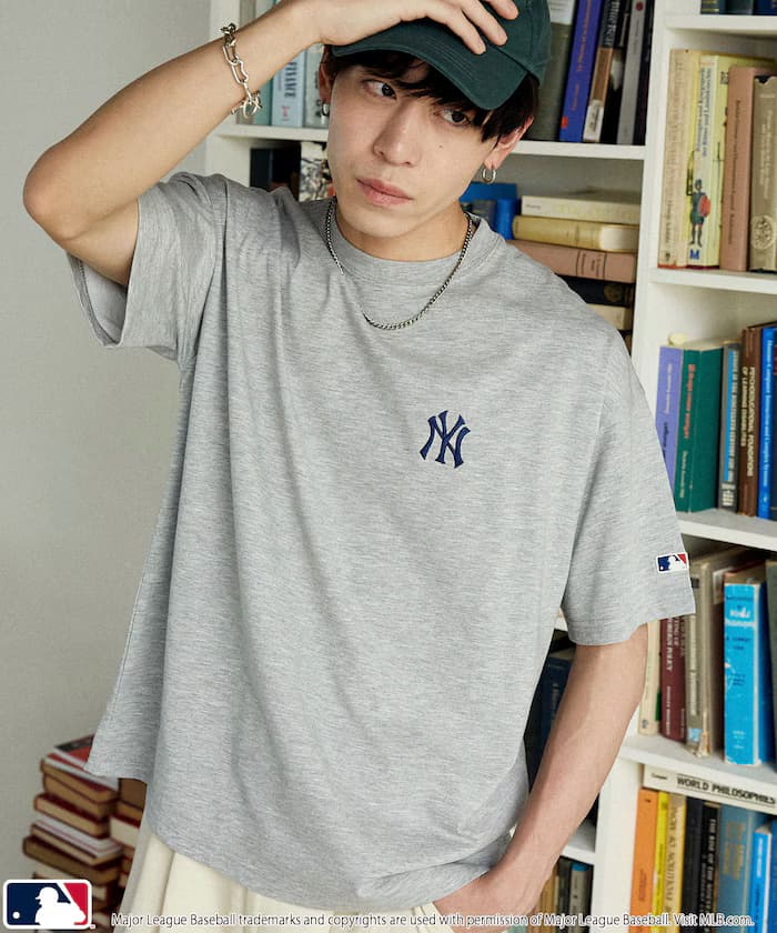 【機能素材】MLB 聯名限定 頭巾背面印花 T恤【限定款】