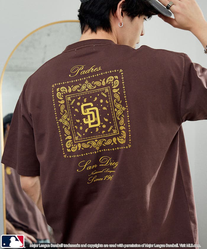 【機能素材】MLB 聯名限定 頭巾背面印花 T恤【限定款】