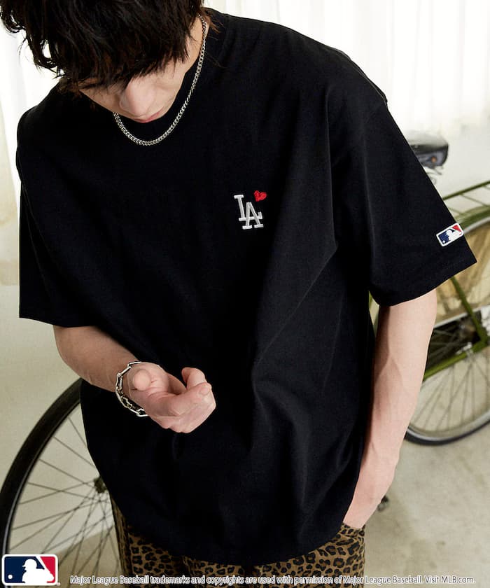 機能性素材別注 MLB 背面印花愛心 T恤 限定展開