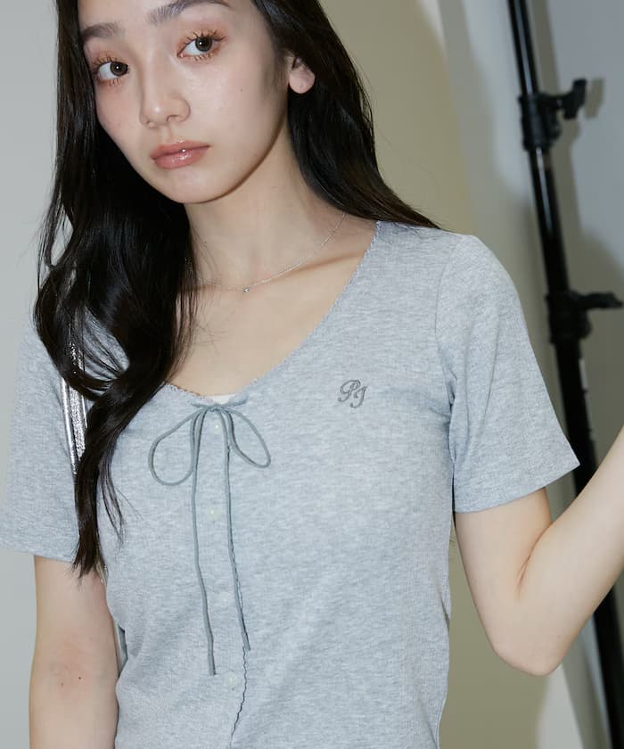 PEACH JOHN × PUBLUX 聯名限定 蝴蝶結細節 V領 肋條上衣【限定款】