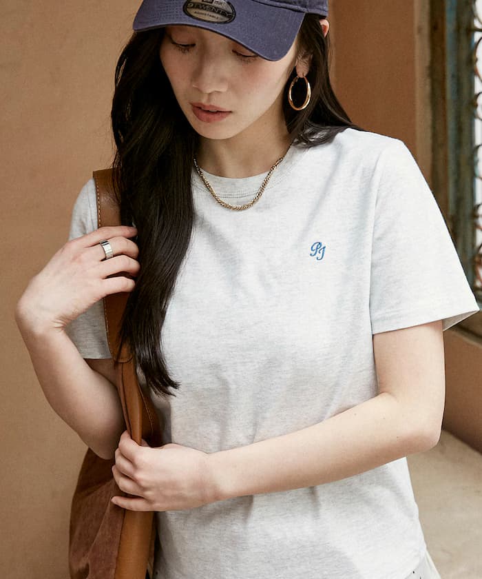 PEACH JOHN × PUBLUX 聯名限定 小標誌 Logo 刺繡 短袖T恤【限定款】