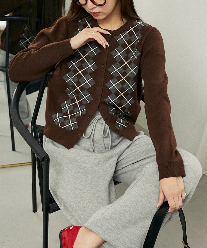 亞蓋爾圖案 JACQUARD 針織開衫 限定展開