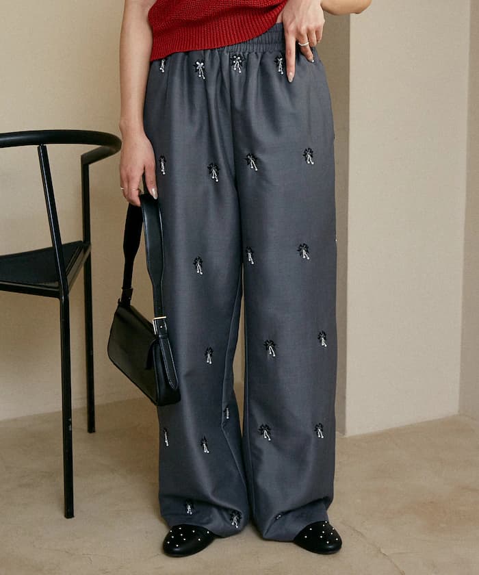 全珠繡鬆緊西裝褲 限定展開