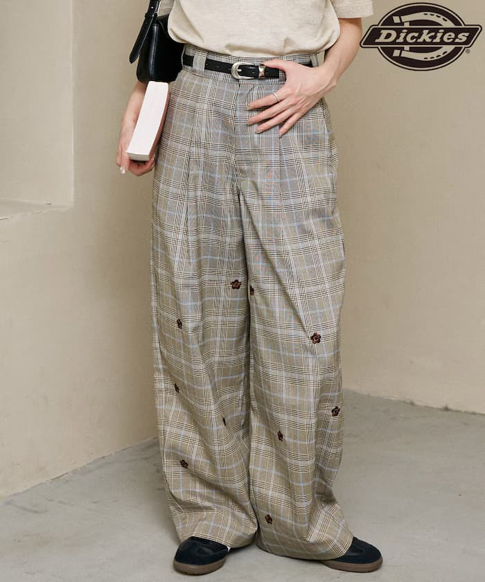 MARY QUANT × Dickies(R) 聯名限定 花卉刺繡 打褶 寬版褲【限定款】