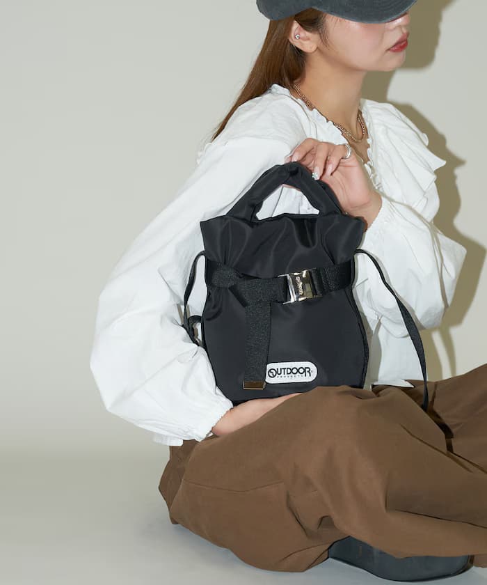 皮帶付託特包 XS 限定展開