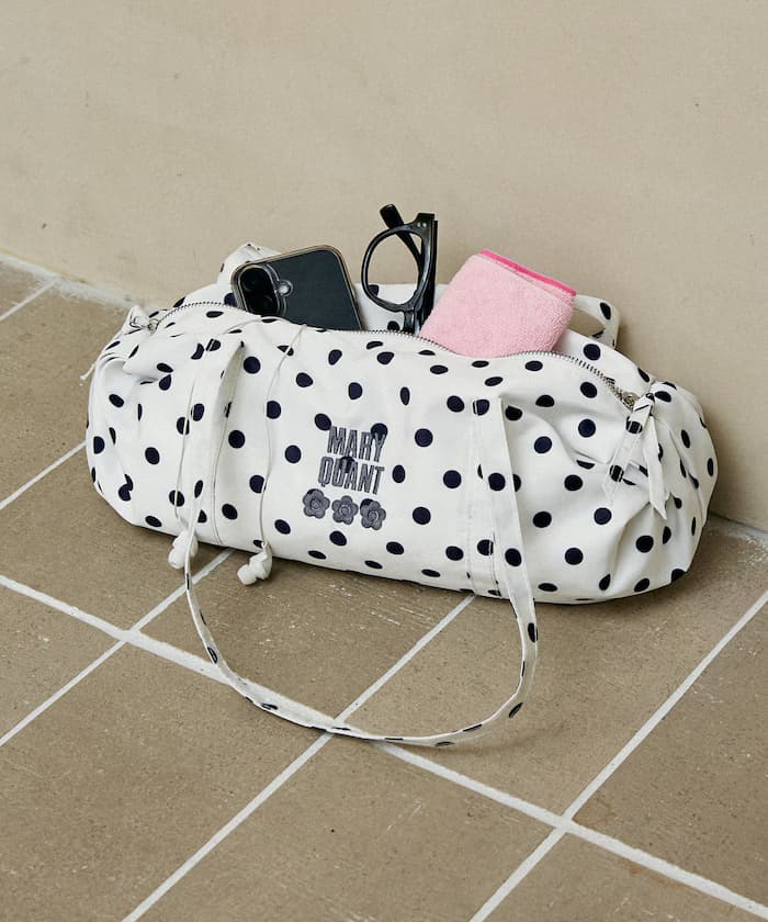 LOGO刺繡皺褶波士頓包包限定展開