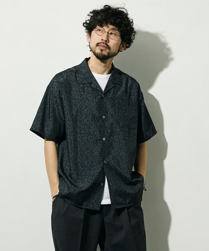 開襟短袖襯衫 總圖案設計 可搭成套裝