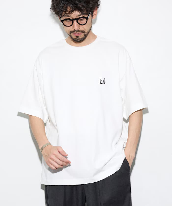 6盎司前胸LOGO刺繡圓領T恤 / 後背印花T恤 PRINT ROUND FIRST