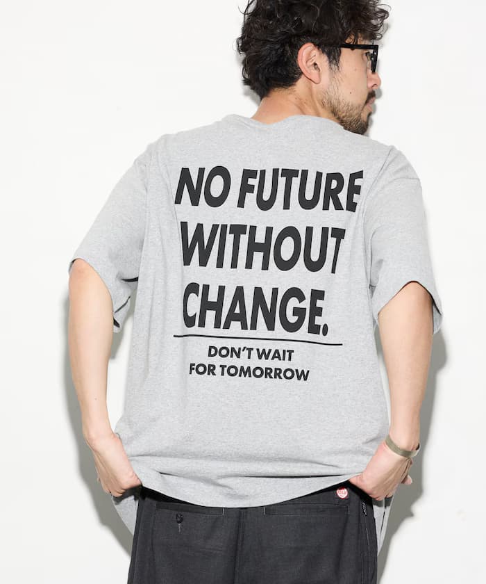 6盎司前胸刺繡logo 圓領T恤／後背印花T恤 PRINT LEFT CHEST EMBROIDERY BOX FIRST