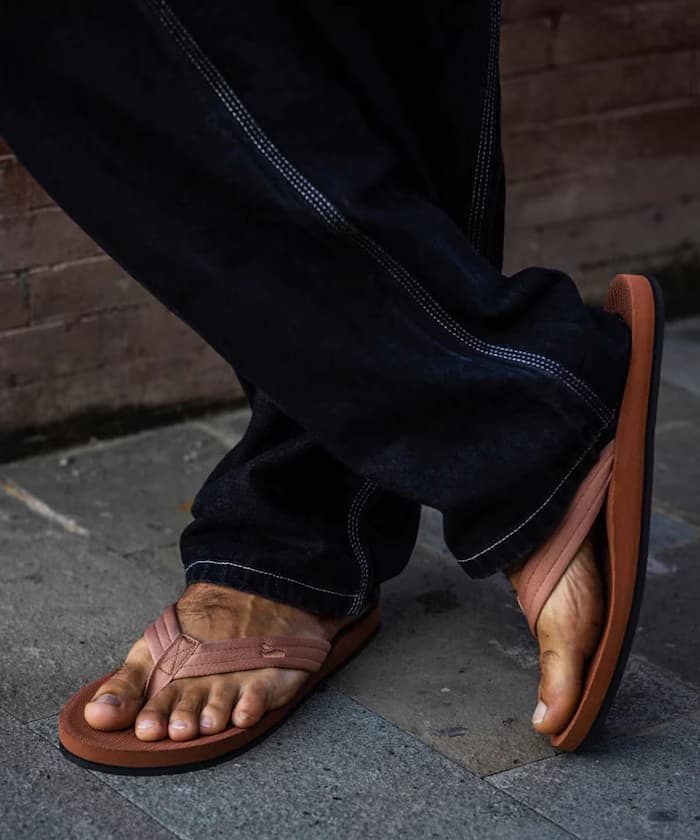 EASY LIVING Flip Flops